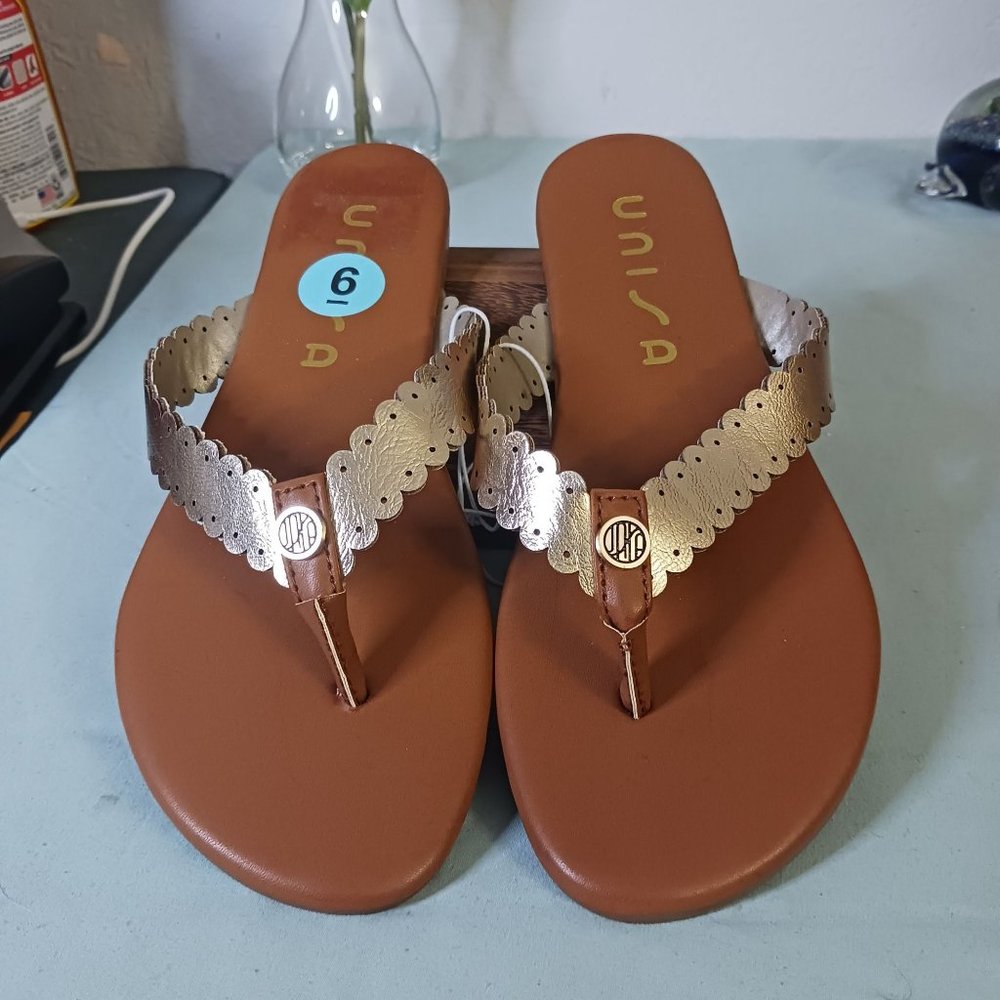 Unisa Sandals Size 6